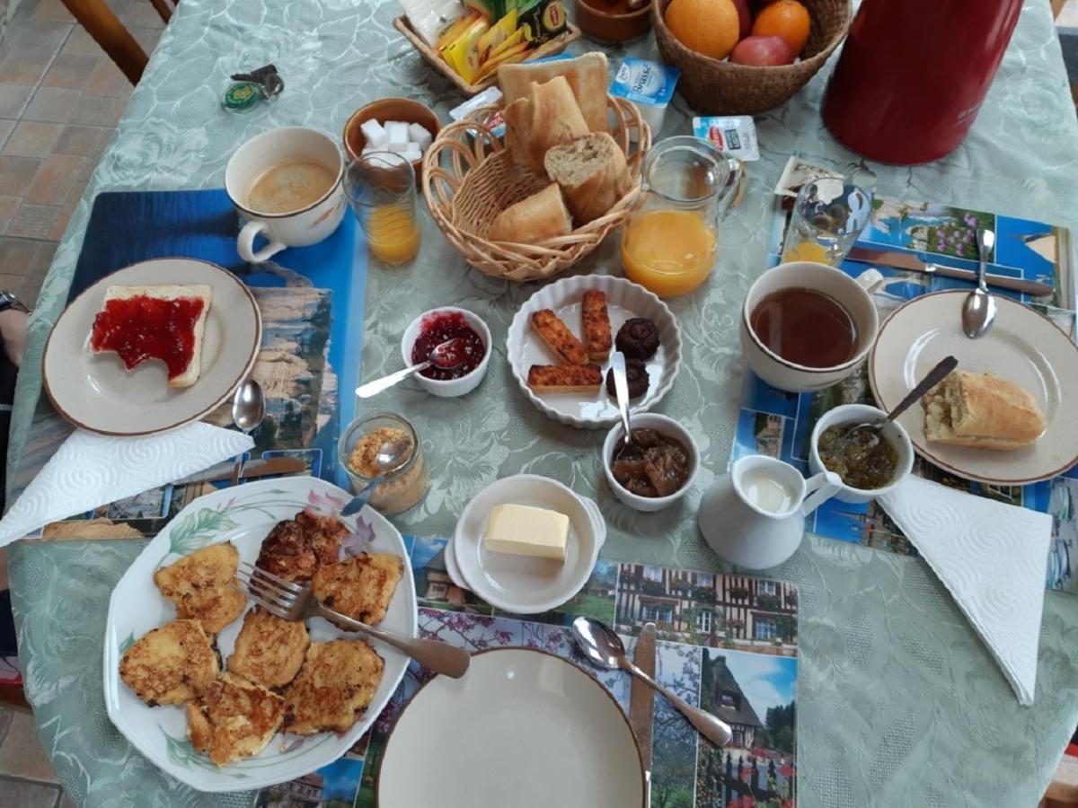 Gite Le Moulin Des 4 Vaux Saint-Étienne-la-Thillaye Esterno foto